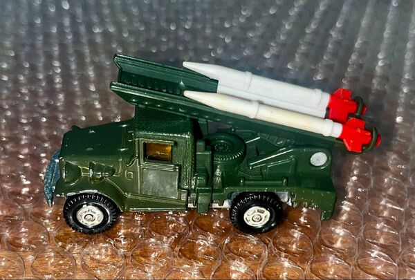トミカ 日本製 トヨタ 自衛隊 ロケット車 価格相談歓迎