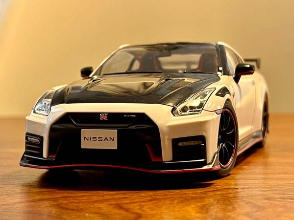 楽プラ 日産 GT-R R35 NISMO 1/24 プラモデル 完成品