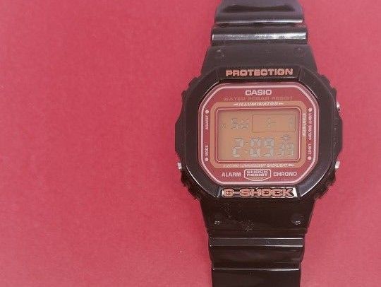 カシオジーショックデジタル腕時計Casio G-Shock DW 5600CS
