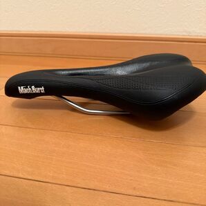 ブランド:MachBurst クロスバイク、ロードバイク用サドル