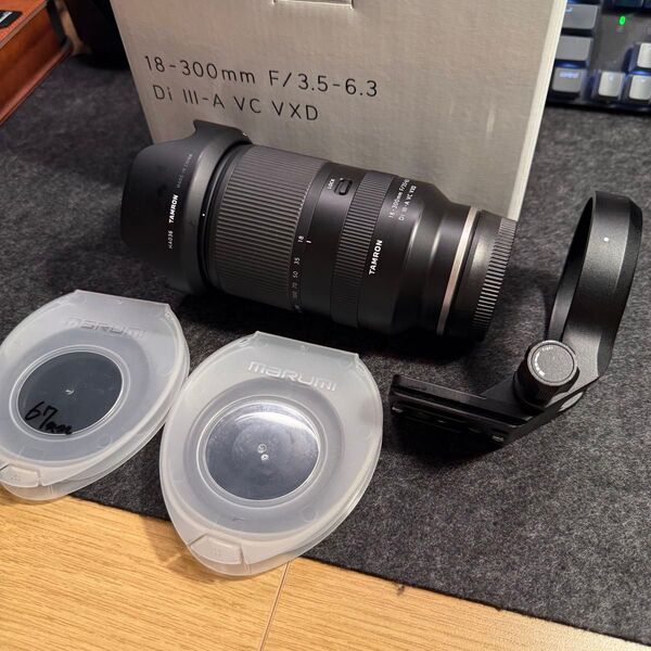 TAMRON 18-300mm F/3.5-6.3 Di III-A VC VXD SONY用 & 三脚座&フィルター付き