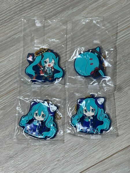 GUNDAM × MIKU Anniversary スペシャルラバーマスコット 4個セット ガンダム 初音ミク ラバーストラップ