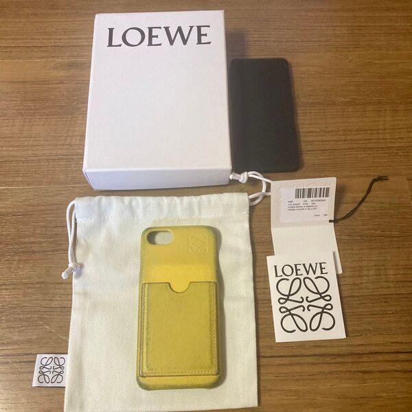 LOEWE iPhone 7.8 SEケース カード収納
