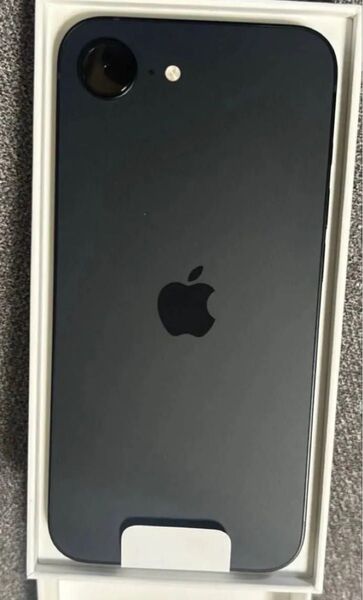 iPhone 16e 128GB ブラック Apple Store購入品