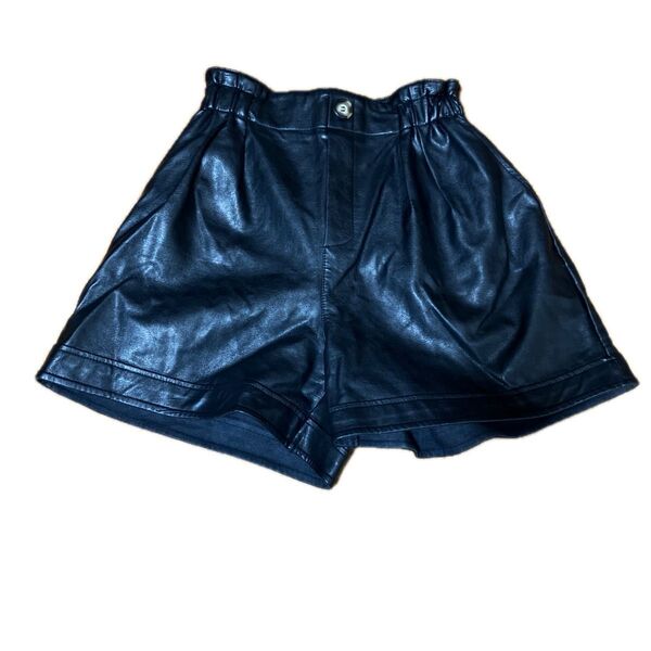 GRL フェイクレザー ショートパンツ ブラック M