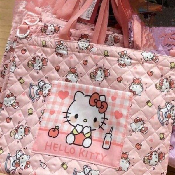 即購入可、新品未使用タグ付き、サンリオ、ハローキティ、キルティング、トートバッグ、レッスンバック