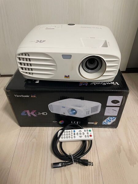 ViewSonic 4Kプロジェクター PX747-4K 中古