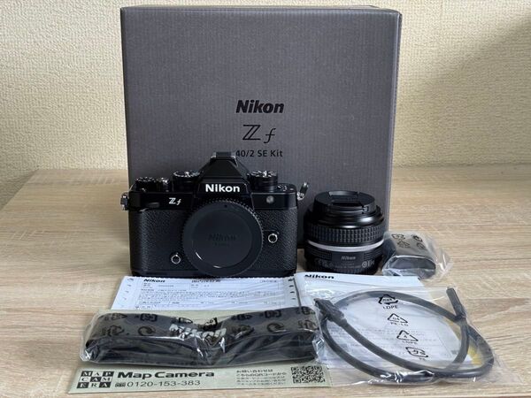 新同品 ニコン Nikon Zf 40mm f/2(SE)レンズキット ZF 約500回 予備バッテリー レンズフード グリップ付