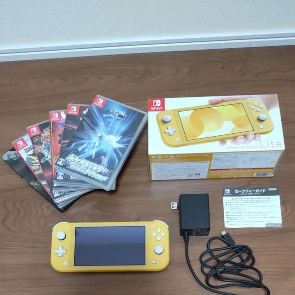 Nintendo Switch Lite イエロー他ソフト5本
