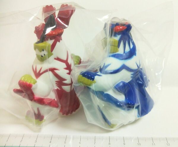 キョダイマックス ポケモンキッズ2 ソフビ ■ウーラオス(いちげきのかた) ■ウーラオス(れんげきのかた) 2種類セット