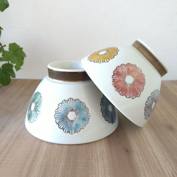 ペアフラワーくらわんか茶碗・波佐見焼〈新品・未使用〉