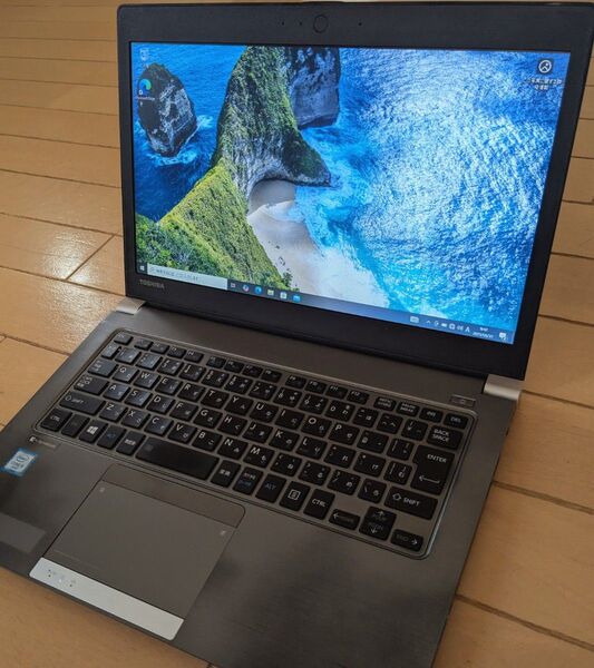 【週末限定】東芝 i5-6300U SSD128GB搭載 薄型 Windows10 Pro