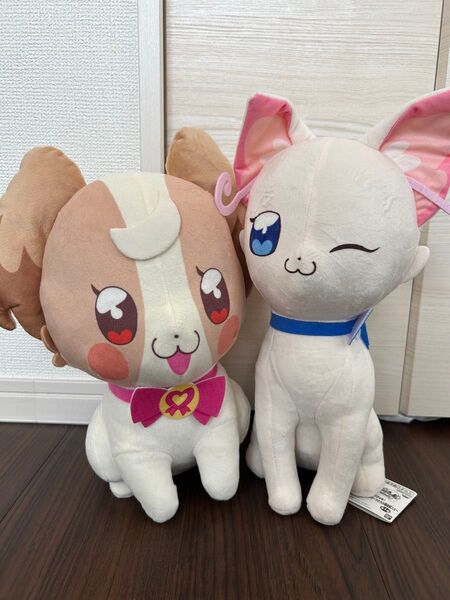 新品タグ付き わんだふるぷりきゅあ! めちゃもふぐっとぬいぐるみ 猫屋敷ユキ 犬飼こむぎ