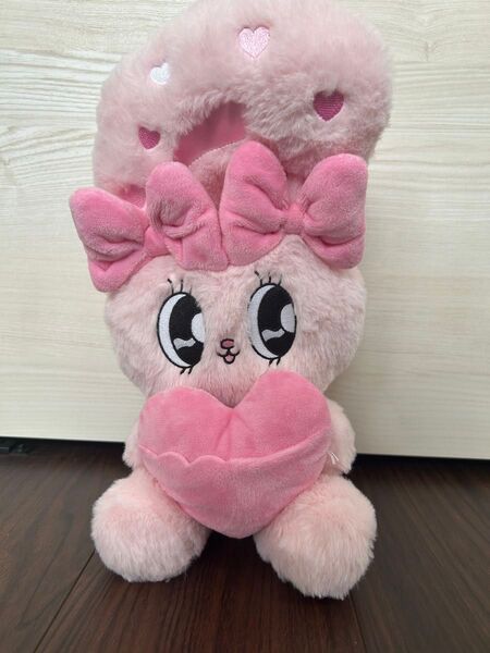 新品タグ付き エスターバニー Esther Bunny ハートポケット BIGぬいぐるみ ピンク