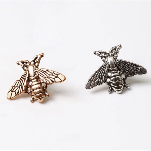 蜂 ブローチ メンズ レディース ジャケット ピンバッジ アクセサリー おしゃれ 新品