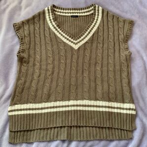 最終価格!美品!ニットベスト ブラウン レディース