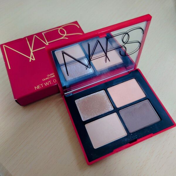美品 NARS クワッドアイシャドー 3730 3847 ナーズアイシャドウ