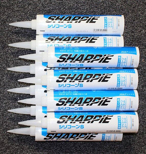 <10本> ホワイト sharpie シリコーンS シリコーンシーラント