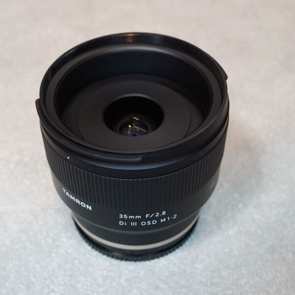 TAMRON 35mm F/2.8 Di III OSD M1:2 単焦点レンズ