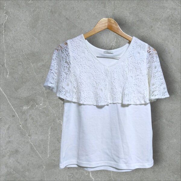 美品☆earth music&ecology 白 レースフリル Tシャツ 半袖 カットソー フレア ホワイト 夏服 トップス