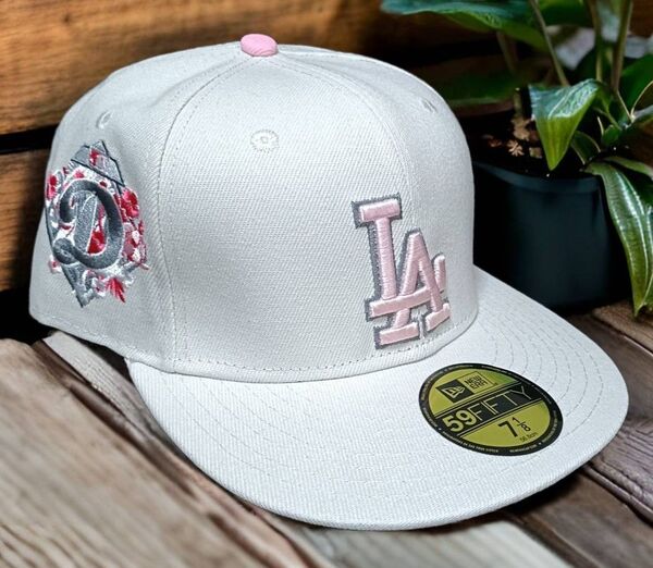 LA ベージュ×ピンク New Era 59FIFTY 7 1/8