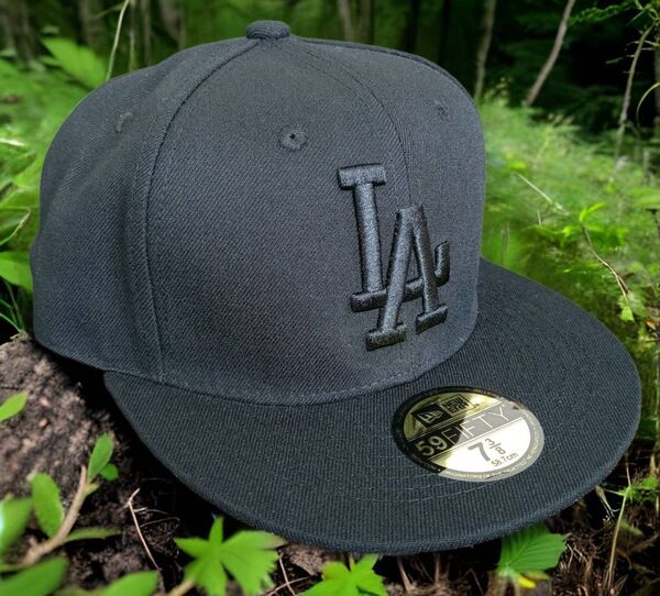 新品タグ付き オールブラック LA New Era 59FIFTY 7 3/8