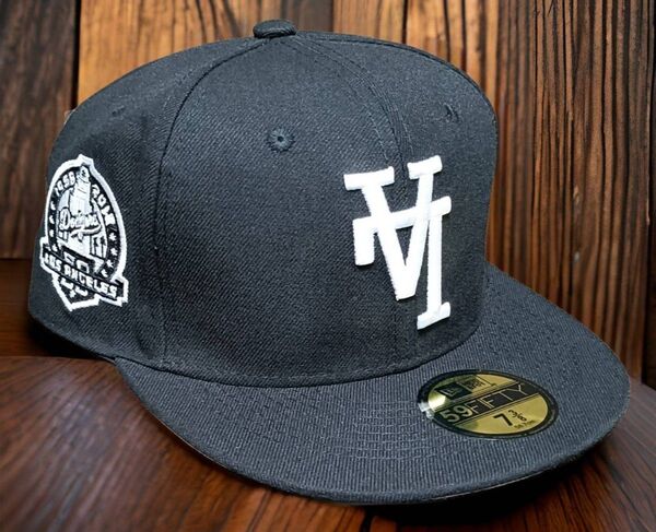 新品タグ付き LA 逆ロゴ New Era 59FIFTY ブラック 7 3/8