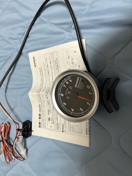 Pivot PROGAUGE タコメーター PTX-W 80φ 白 動作確認済 中古品