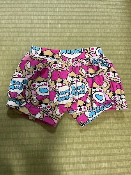 アースマジック 子供服 ショートパンツ ピンクベージュ クマ柄