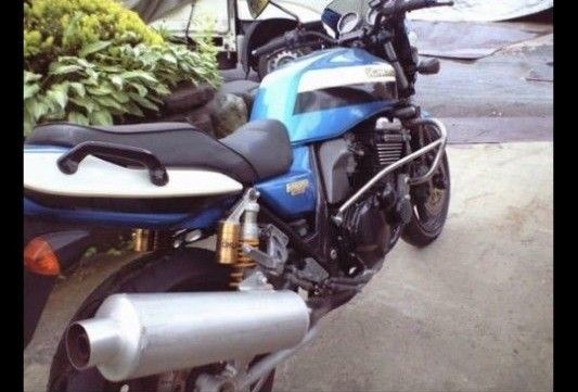 zrx1200r ジムカーナ仕様 バンパー エンジンガード 新品 未使用