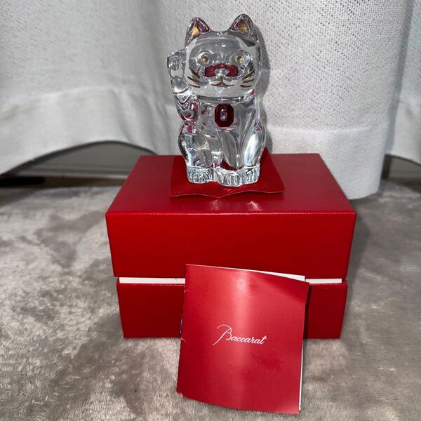 Baccarat バカラ 美品 まねき猫 レッドオクトゴン 箱付き クリスタル 置物 フィギュア 招き猫 ラッキーキャット