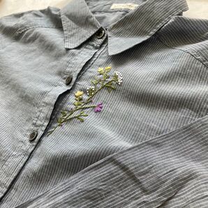 手刺繍入り ロングシャツ 五分袖