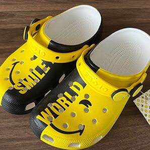 クロックス スマイリーフェイス