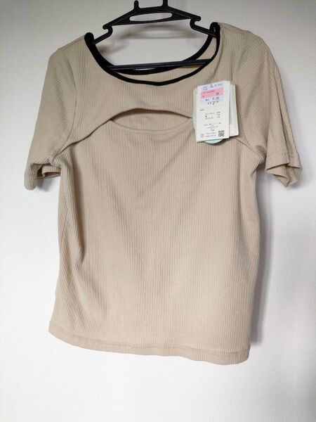 新品 未使用 Мサイズ レディース 半袖 Tシャツ 2WAY トップス リブ素材 定価1089円 ベージュ 胸元切り替えタイプ