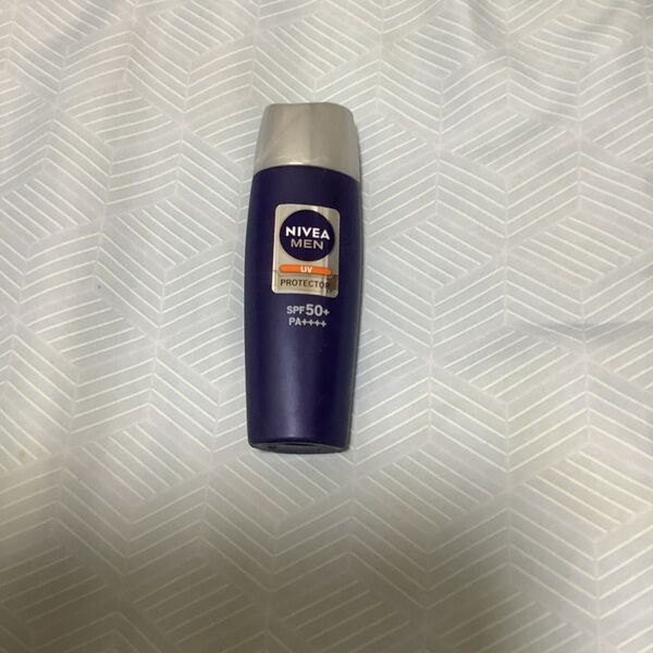 ニベアメン 日焼け止め SPF50+ PA++++ ウォータープルーフ UV