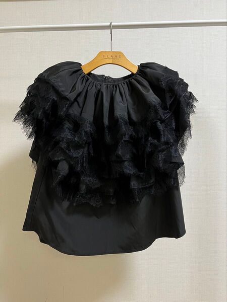 Bibiy. COLENNE CAMI TOP