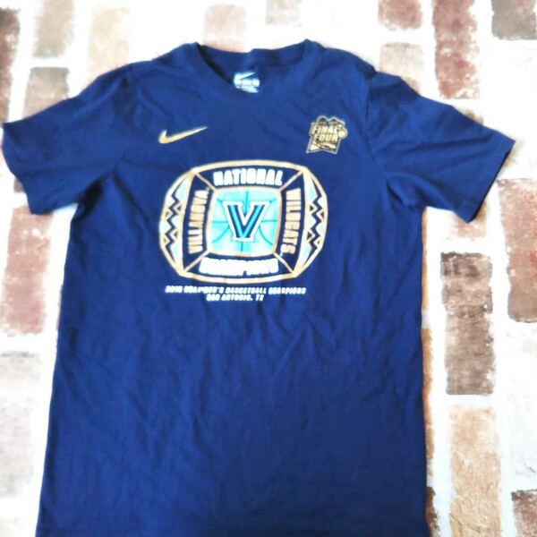 USED/NCAA ビラノバワイルドキャッツ ビラノバ大学 優勝記念Tシャツ