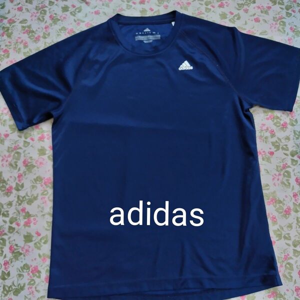 adidas Tシャツ