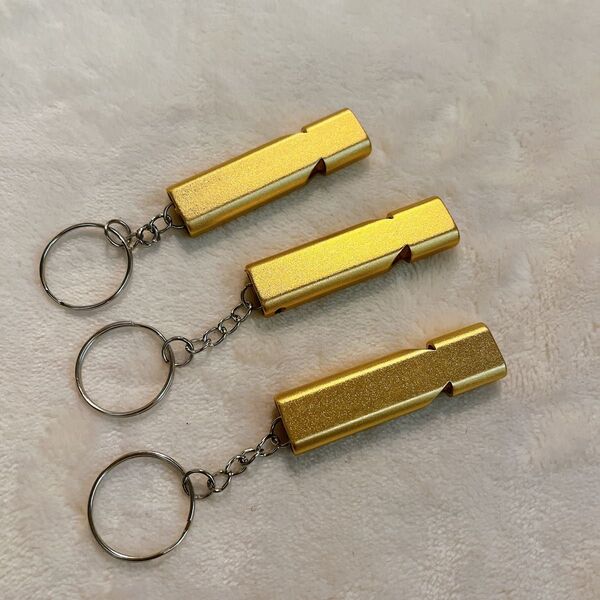 ♪ ホイッスル 防災 超音波緊急笛 サバイバル安全笛キット 3個 ゴールド