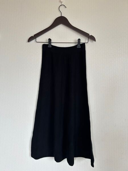 ユニクロ 春夏ニットのフレアスカート