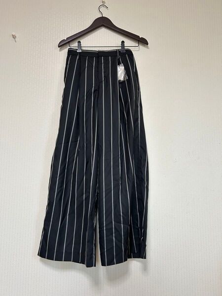 ジーナシス タグ付き未使用 ストライプ柄 ワイドパンツ