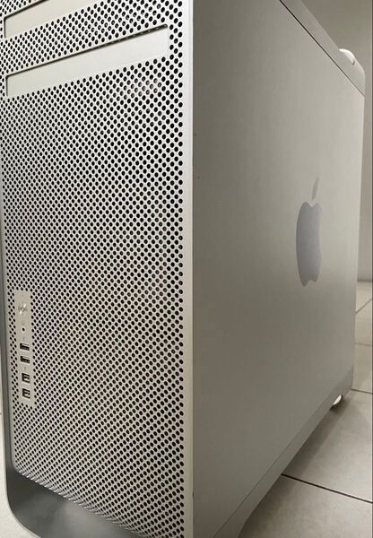 Mac Pro Mid 2010 3.33 GHz 6-Core 16GB NVIDIA GTX 770 2GB 一部不具合有り