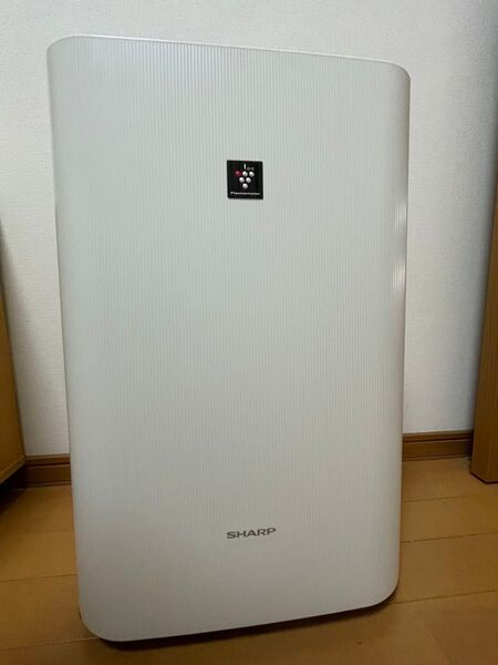 美品 SHARP シャープ プラズマクラスター 加湿空気清浄機 KC-F50 ホワイト