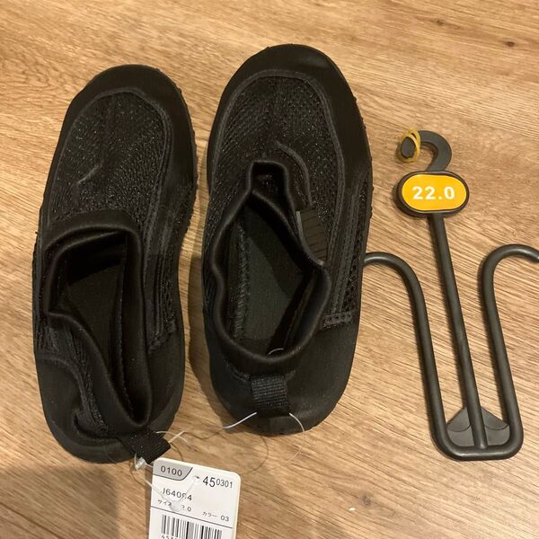 アクアシューズ キッズシューズ ブラック 22.0 新品 未使用