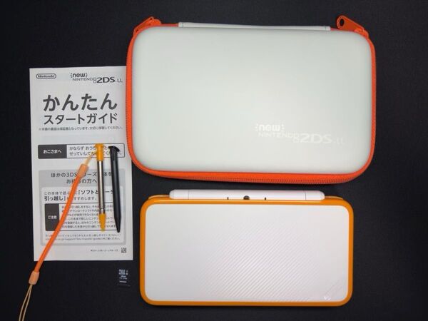 Newニンテンドー2DS LL ホワイト×オレンジ