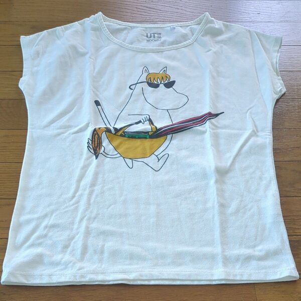 ユニクロ UT ムーミン コラボ Tシャツ Sサイズ ホワイト系