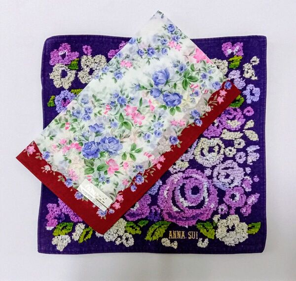 【未使用】タオルハンカチとハンカチ 2枚セット ANNA SUI 他