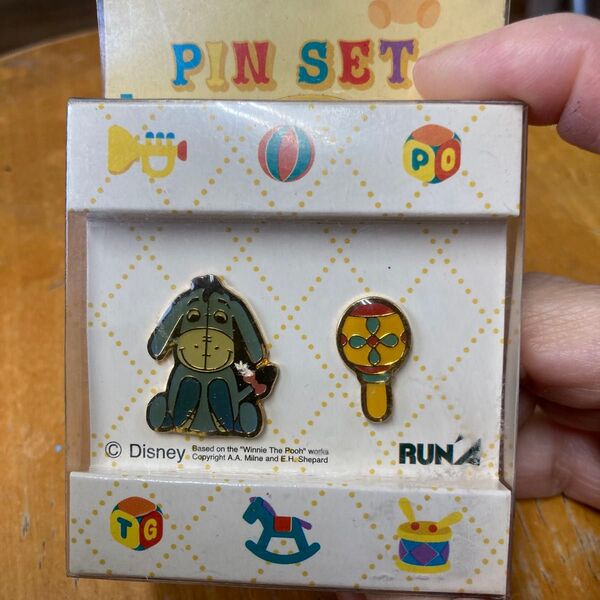 新品未使用 Disney プーさん ピンズセット 2個セット