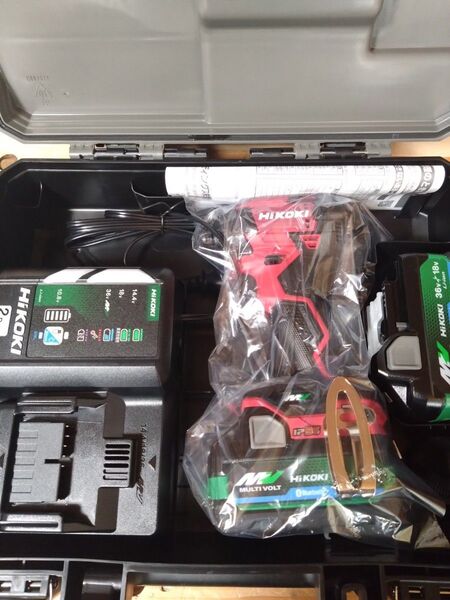 新品 HiKOKI 36V 充電式 インパクトドライバ スコーピオンレッド 2ポート充電器 WH36DD(2XHRZ)
