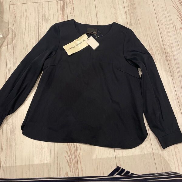 値下げ 新品 トップス タグ付き hk works london